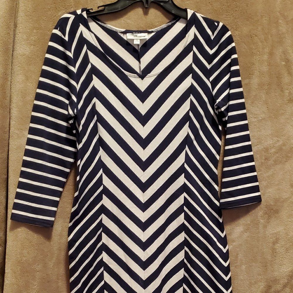 Navy & cream stripped dress